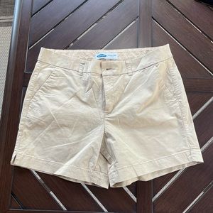 Old Navy Everyday Short Mid Rise khaki